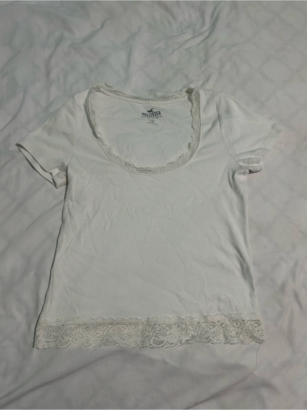 Hollister Cream Scoop Neck Short Sleeve Tee with Lace Trim